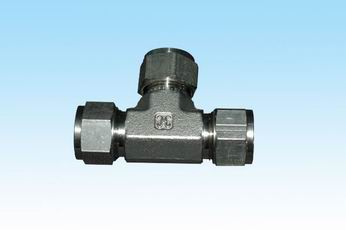 Steel single ferrules union