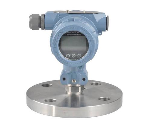 Flange type pressure transmitter